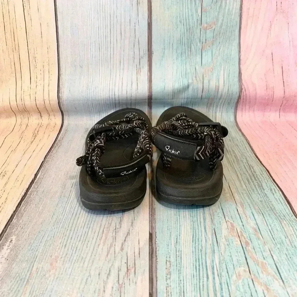 Women's Black/Grey Walking Sandals
